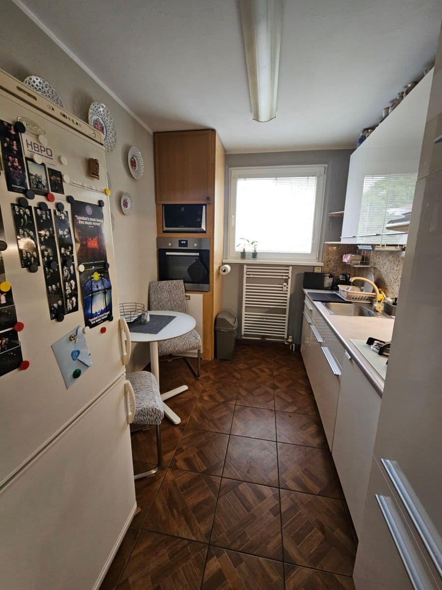 3 bedroom flat to rent, 80 m², Staré záhrady, Ružinov, Bratislavský Region 3 bedroom flat to rent, 80 m², Staré záhrady, Ružinov, Bratislavský Region