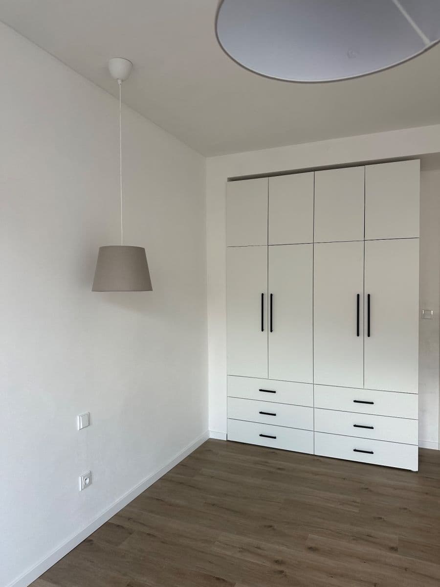1 bedroom with open-plan kitchen flat to rent, 58 m², Riegrova, Černošice, Středočeský Region 1 bedroom with open-plan kitchen flat to rent, 58 m², Riegrova, Černošice, Středočeský Region