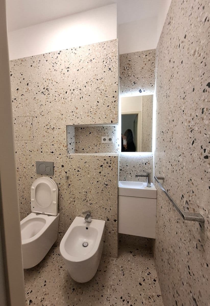 2 bedroom with open-plan kitchen flat to rent, 79 m², Moulíkova, Prague, Prague 2 bedroom with open-plan kitchen flat to rent, 79 m², Moulíkova, Prague, Prague
