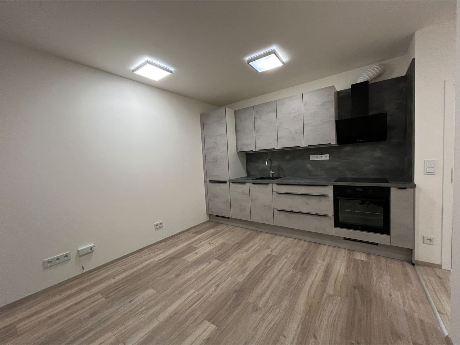 Studio flat to rent, 31 m², Fabiánové, Prague, Prague Studio flat to rent, 31 m², Fabiánové, Prague, Prague
