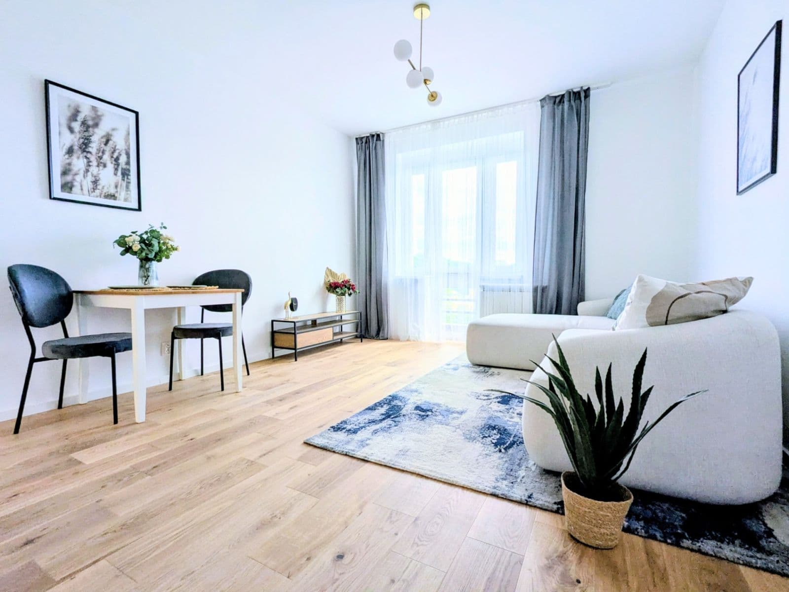 1 bedroom with open-plan kitchen flat for sale, 51 m², Petrohradská, Prague, Prague 1 bedroom with open-plan kitchen flat for sale, 51 m², Petrohradská, Prague, Prague