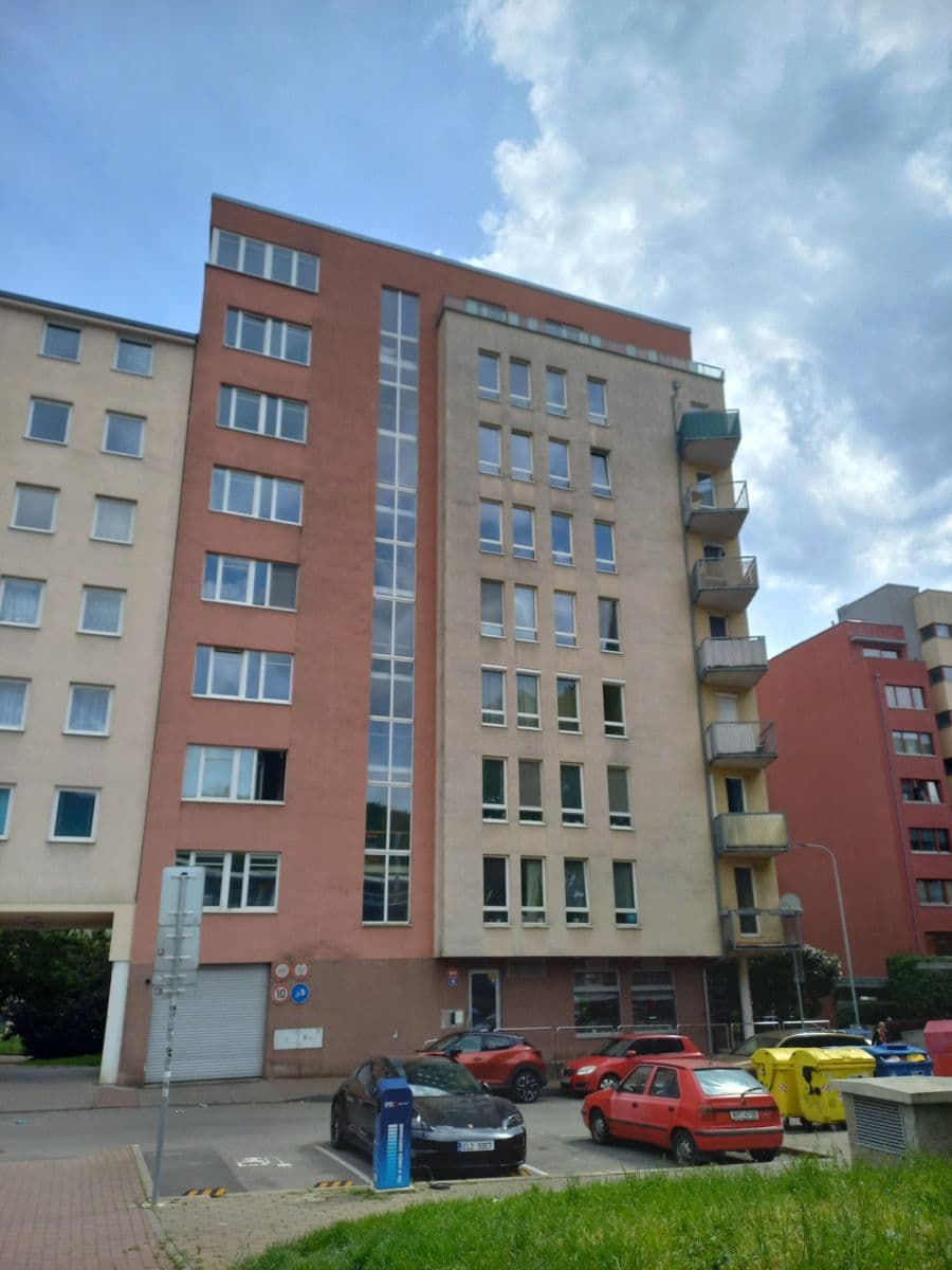 1 bedroom with open-plan kitchen flat to rent, 45 m², Pešlova, Prague, Prague 1 bedroom with open-plan kitchen flat to rent, 45 m², Pešlova, Prague, Prague