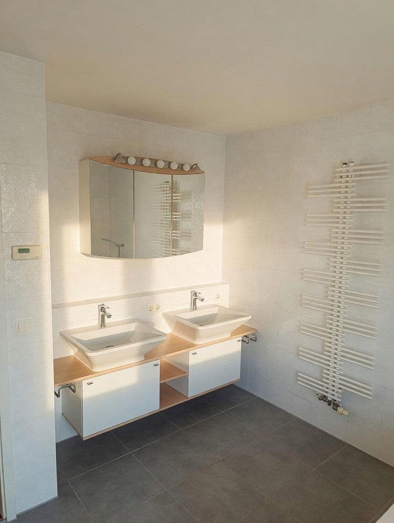 house for sale, 117 m², Unterschleißheim, Bavaria house for sale, 117 m², Unterschleißheim, Bavaria