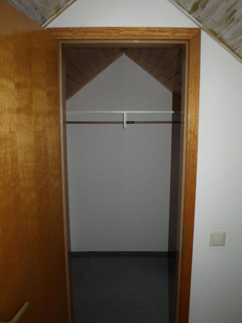 2 bedroom with open-plan kitchen flat to rent, 95 m², Weststr. 43, Chemnitz, Saxony 2 bedroom with open-plan kitchen flat to rent, 95 m², Weststr. 43, Chemnitz, Saxony