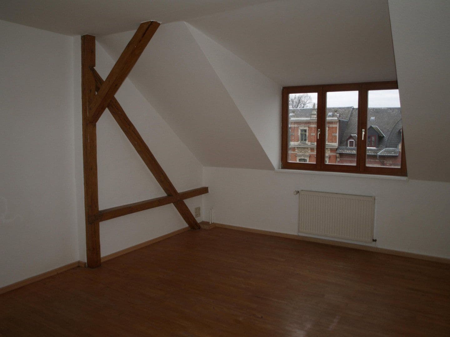 2 bedroom with open-plan kitchen flat to rent, 95 m², Weststr. 43, Chemnitz, Saxony 2 bedroom with open-plan kitchen flat to rent, 95 m², Weststr. 43, Chemnitz, Saxony