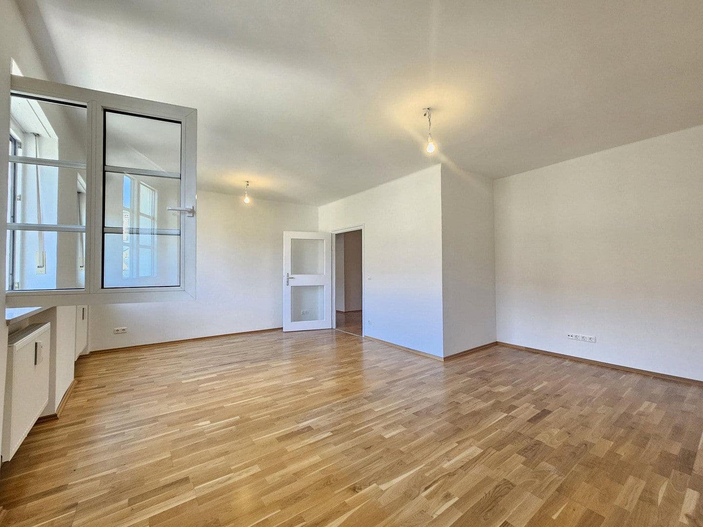 3 bedroom flat to rent, 92 m², Kreuzstraße 11, München, Bavaria 3 bedroom flat to rent, 92 m², Kreuzstraße 11, München, Bavaria