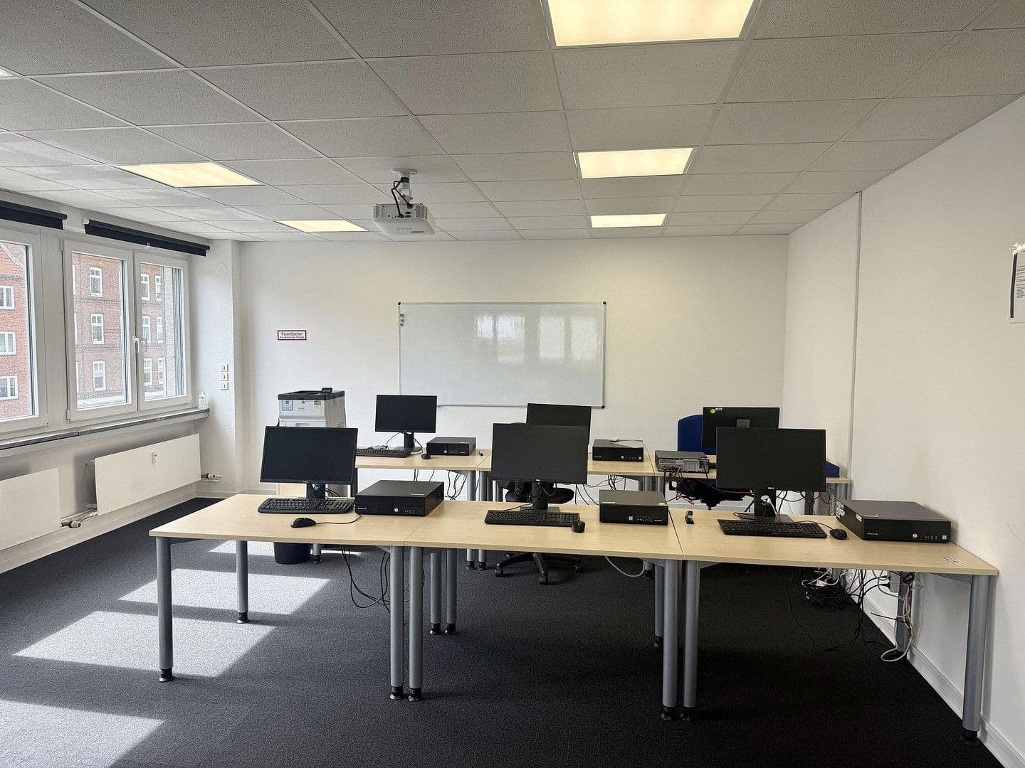 office to rent, 100 m², Sophienblatt 82-86, Kiel, Schleswig-Holstein office to rent, 100 m², Sophienblatt 82-86, Kiel, Schleswig-Holstein