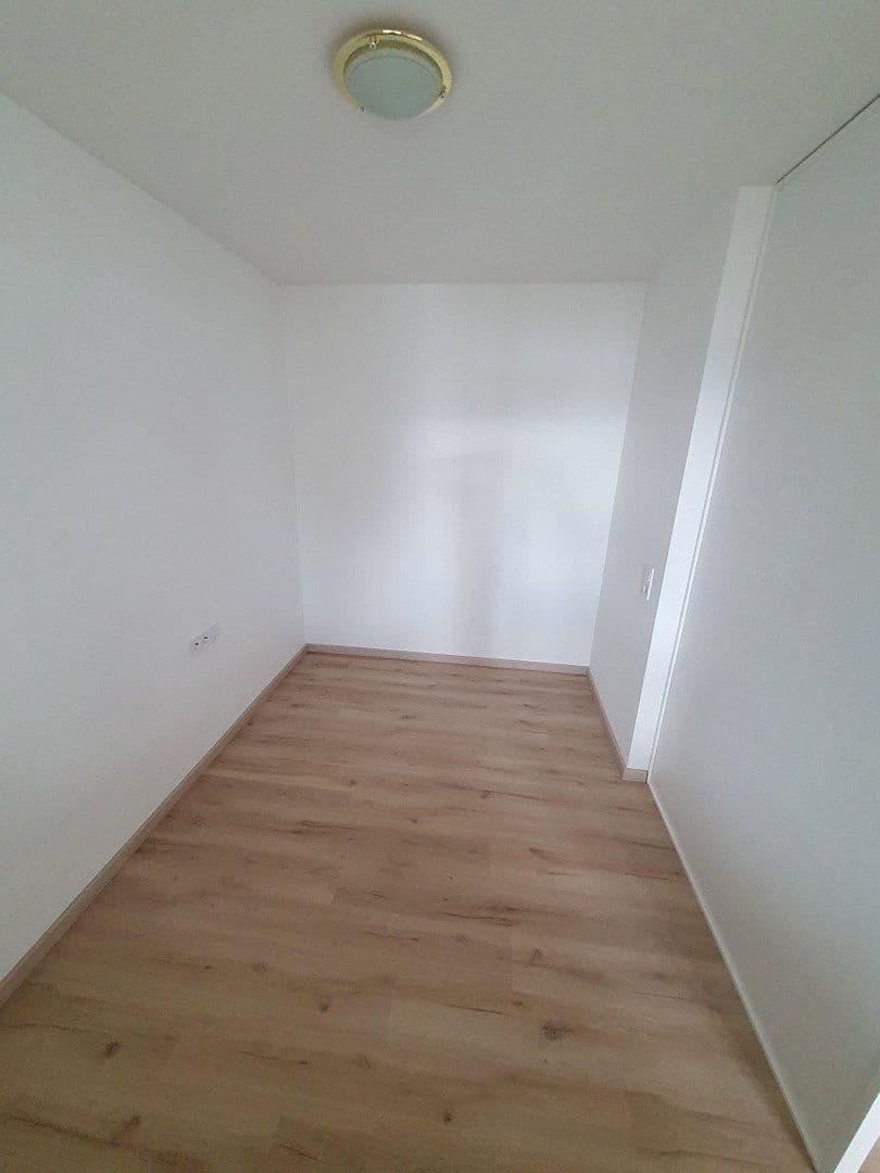 Studio flat to rent, 45 m², Stettiner Str. 1/3, Welzheim, Baden-Württemberg Studio flat to rent, 45 m², Stettiner Str. 1/3, Welzheim, Baden-Württemberg