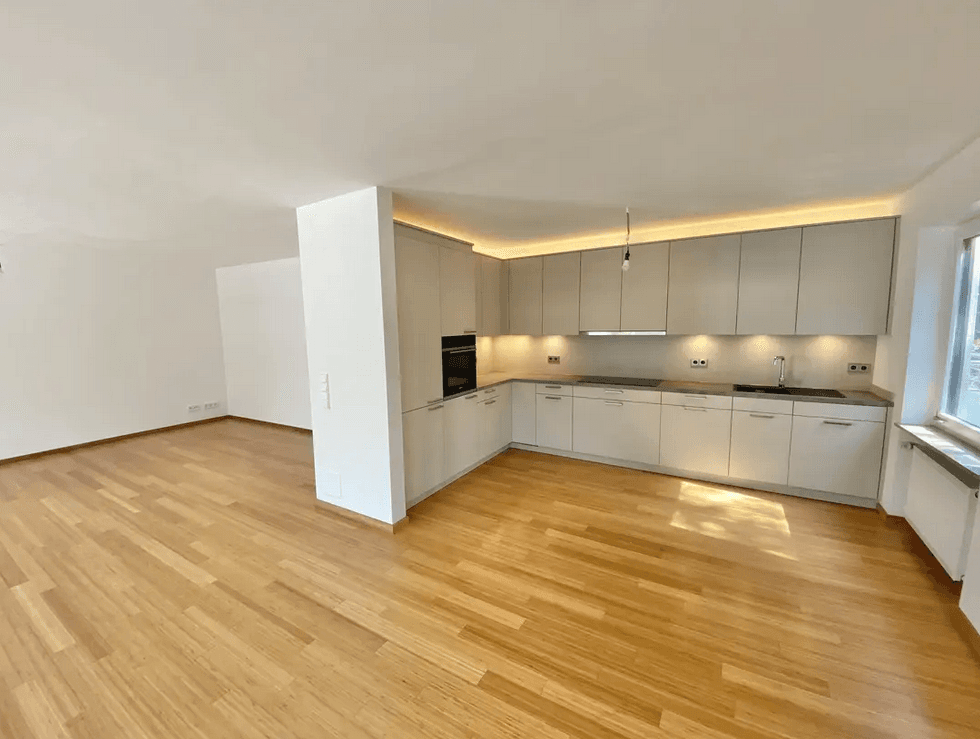 4 bedroom flat for sale, 131 m², München, Bavaria 4 bedroom flat for sale, 131 m², München, Bavaria
