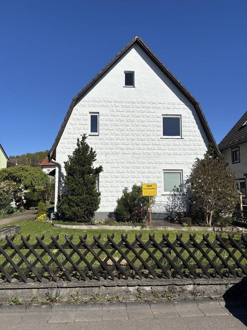 house for sale, 124 m², Asterstraße 4, Sulzbach-Rosenberg, Bavaria house for sale, 124 m², Asterstraße 4, Sulzbach-Rosenberg, Bavaria