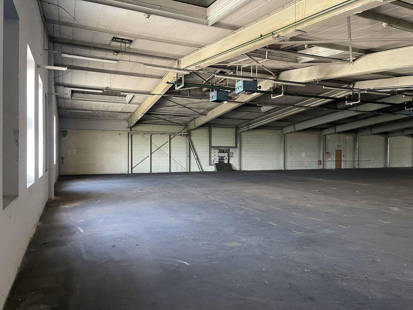 non-residential property to rent, 5,830 m², Im Gewerbepark 1, Hunderdorf, Bavaria non-residential property to rent, 5,830 m², Im Gewerbepark 1, Hunderdorf, Bavaria