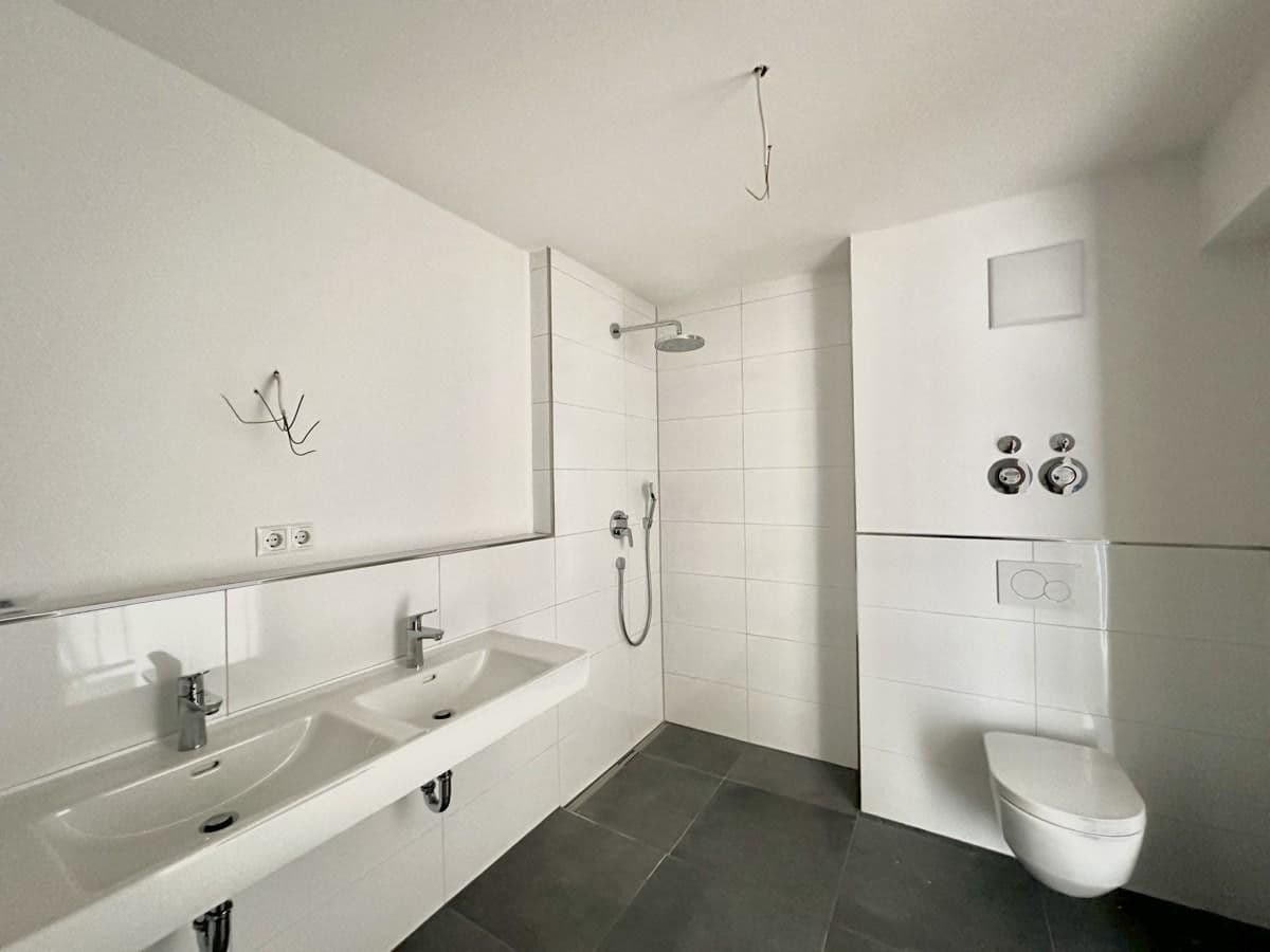 4 bedroom flat to rent, 121 m², Kieselbronn, Baden-Württemberg 4 bedroom flat to rent, 121 m², Kieselbronn, Baden-Württemberg