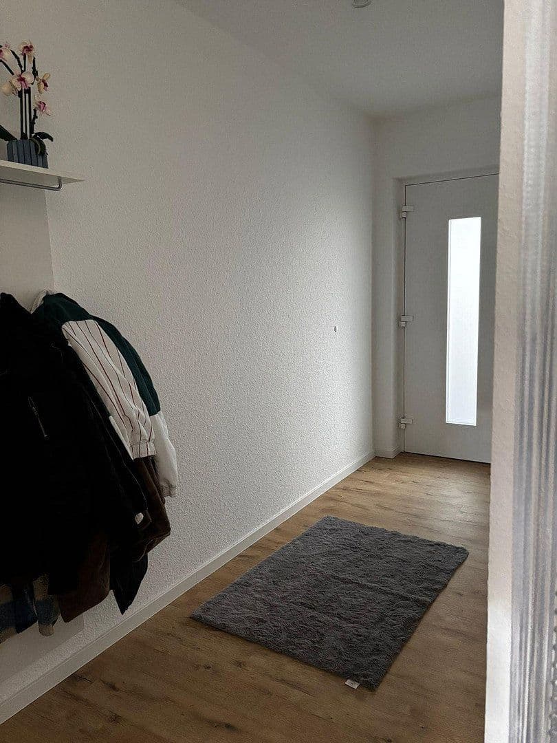 1 bedroom with open-plan kitchen flat to rent, 65 m², Kronau, Baden-Württemberg 1 bedroom with open-plan kitchen flat to rent, 65 m², Kronau, Baden-Württemberg