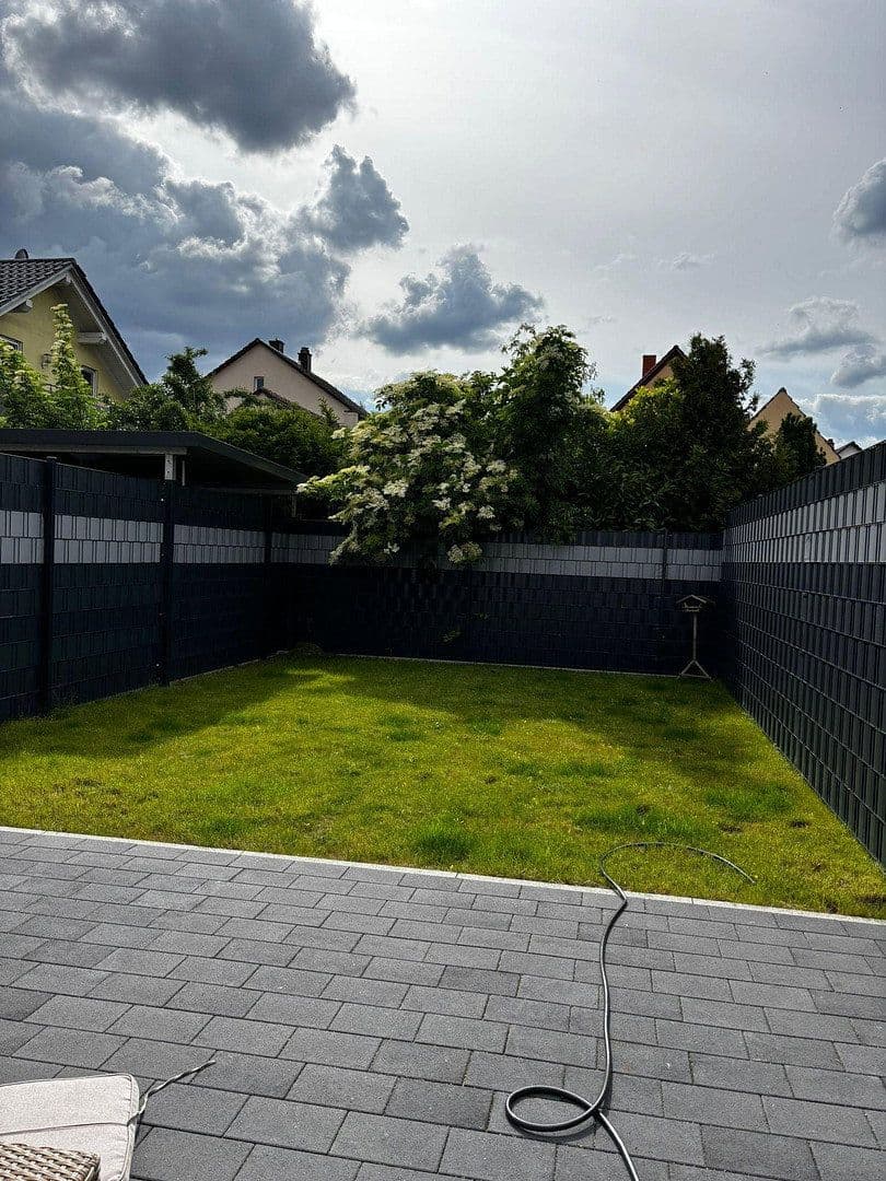 1 bedroom with open-plan kitchen flat to rent, 65 m², Kronau, Baden-Württemberg 1 bedroom with open-plan kitchen flat to rent, 65 m², Kronau, Baden-Württemberg