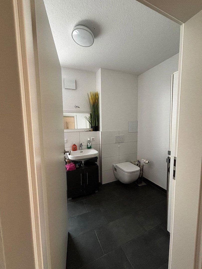 1 bedroom with open-plan kitchen flat to rent, 65 m², Kronau, Baden-Württemberg 1 bedroom with open-plan kitchen flat to rent, 65 m², Kronau, Baden-Württemberg
