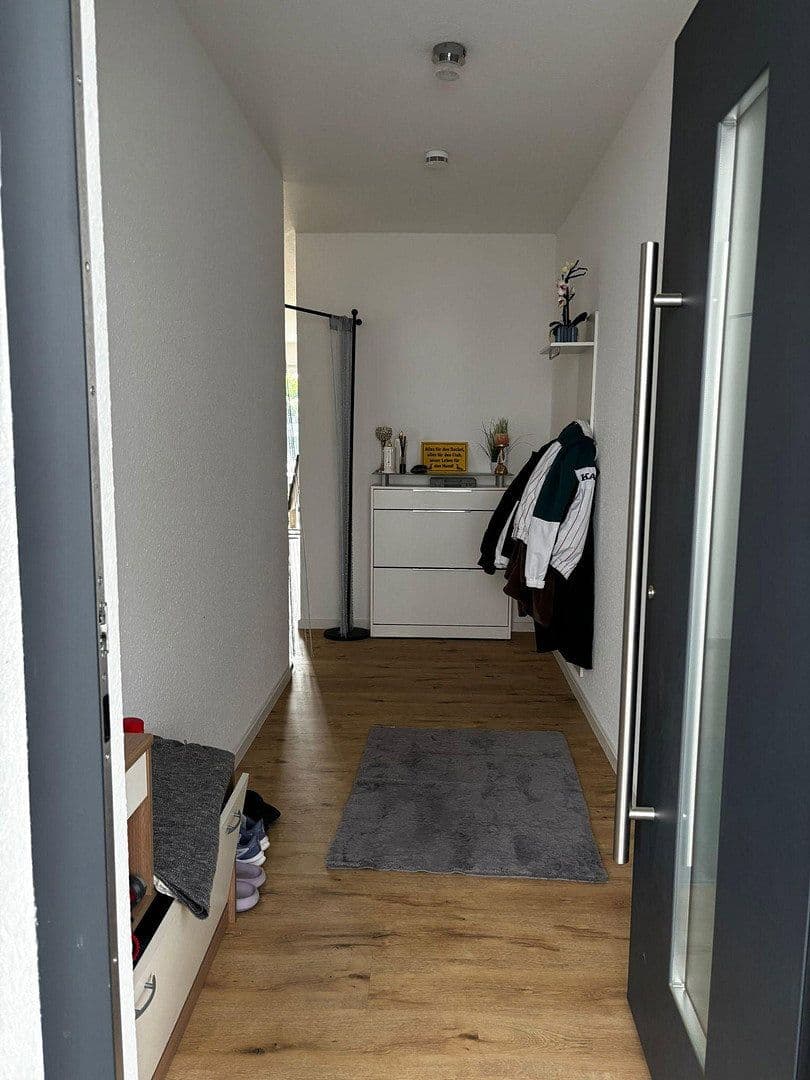 1 bedroom with open-plan kitchen flat to rent, 65 m², Kronau, Baden-Württemberg 1 bedroom with open-plan kitchen flat to rent, 65 m², Kronau, Baden-Württemberg