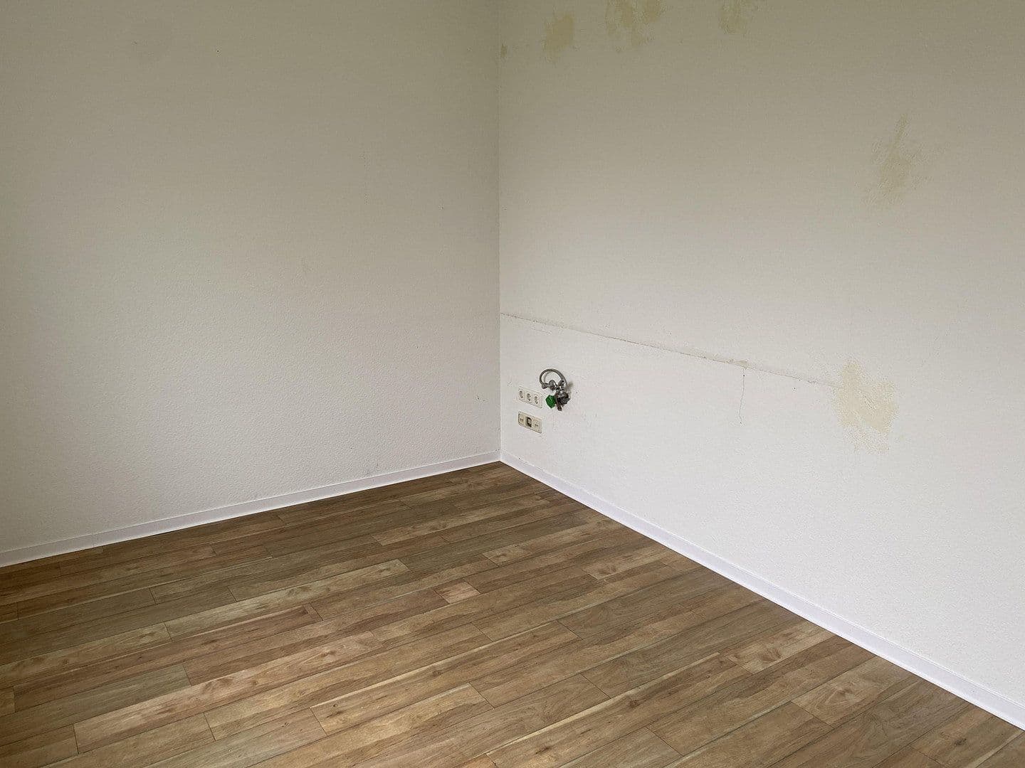 office to rent, 120 m², Stockstadt am Rhein, Hesse office to rent, 120 m², Stockstadt am Rhein, Hesse