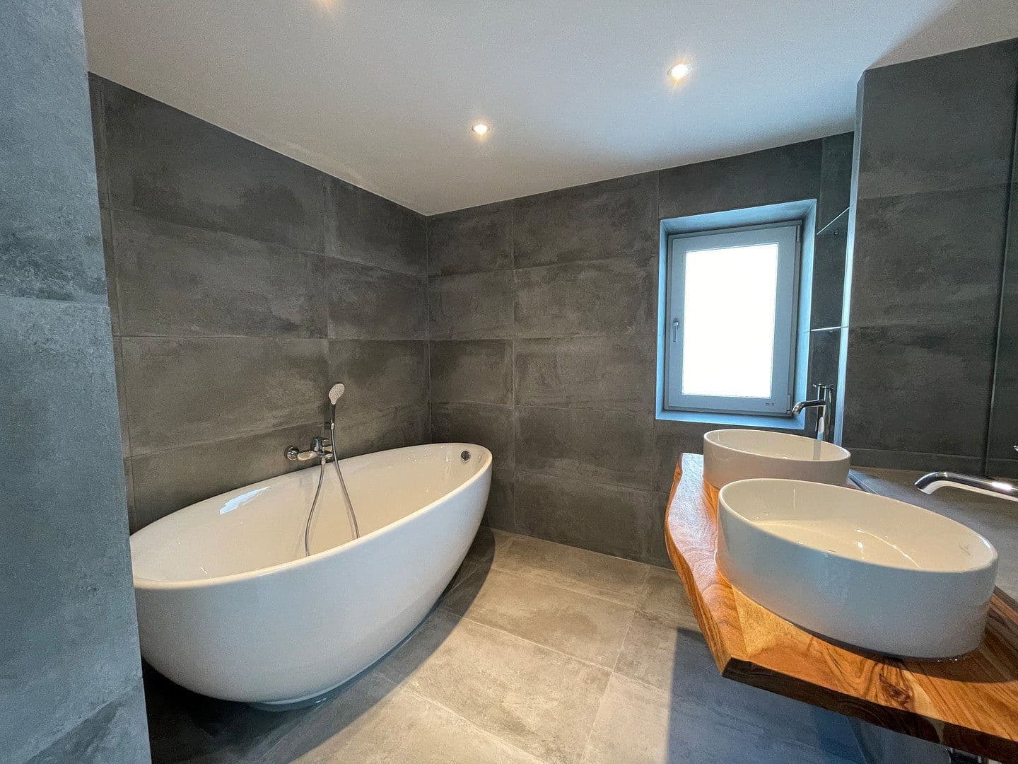 4 bedroom flat to rent, 100 m², Hanover, Lower Saxony 4 bedroom flat to rent, 100 m², Hanover, Lower Saxony