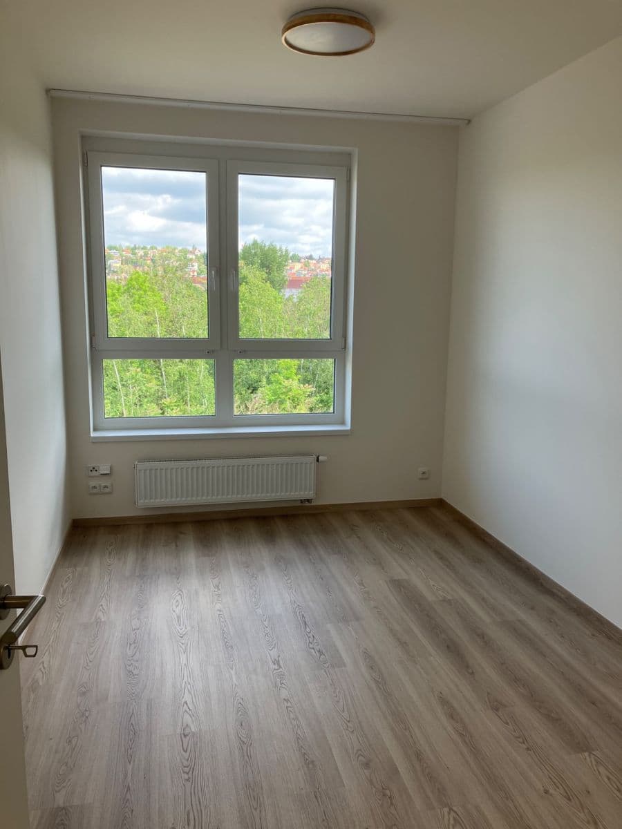 1 bedroom with open-plan kitchen flat to rent, 49 m², Pod Harfou, Prague, Prague 1 bedroom with open-plan kitchen flat to rent, 49 m², Pod Harfou, Prague, Prague