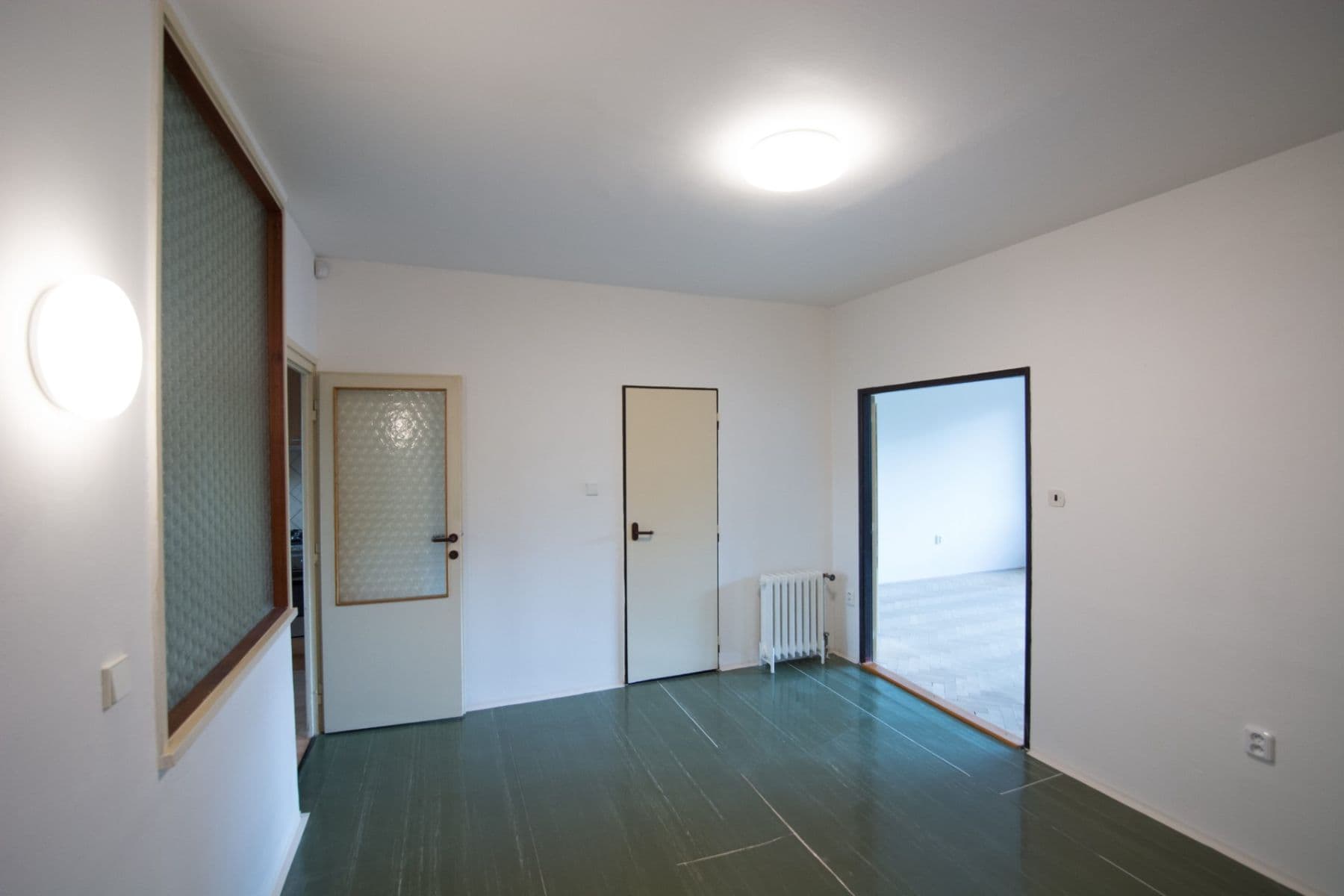 4 bedroom flat to rent, 104 m², Nad Palatou, Prague, Prague 4 bedroom flat to rent, 104 m², Nad Palatou, Prague, Prague