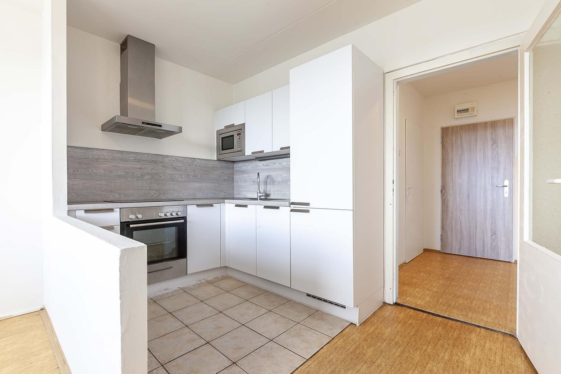 1 bedroom with open-plan kitchen flat for sale, 45 m², Roškotova, Prague, Prague 1 bedroom with open-plan kitchen flat for sale, 45 m², Roškotova, Prague, Prague