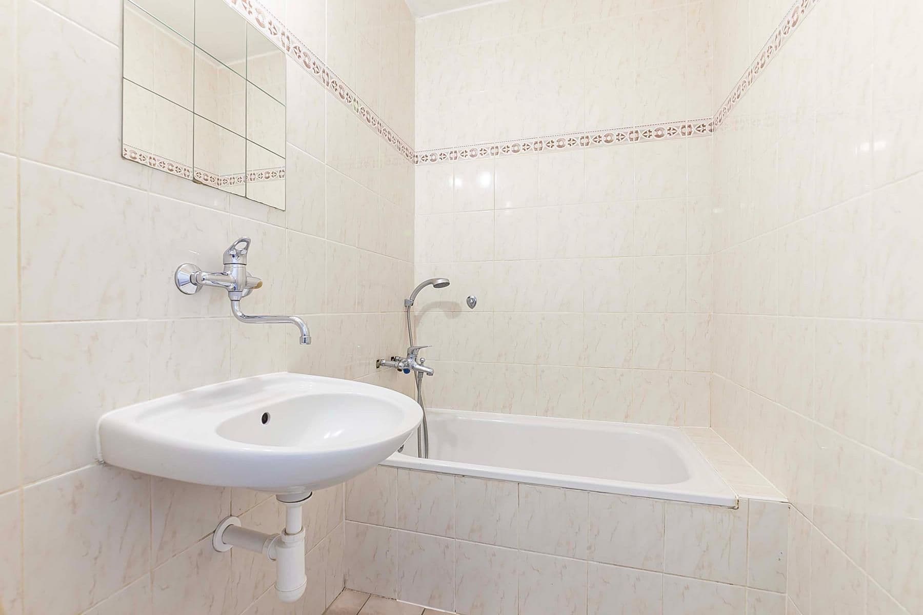 1 bedroom with open-plan kitchen flat for sale, 45 m², Roškotova, Prague, Prague 1 bedroom with open-plan kitchen flat for sale, 45 m², Roškotova, Prague, Prague
