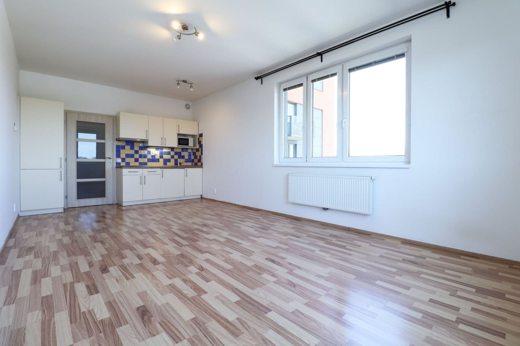 Studio flat to rent, 33 m², Freyova, Prague, Prague Studio flat to rent, 33 m², Freyova, Prague, Prague