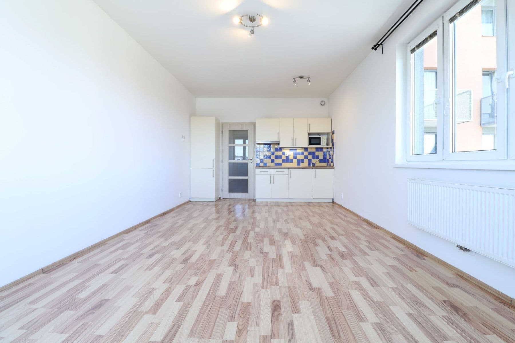 Studio flat to rent, 33 m², Freyova, Prague, Prague Studio flat to rent, 33 m², Freyova, Prague, Prague