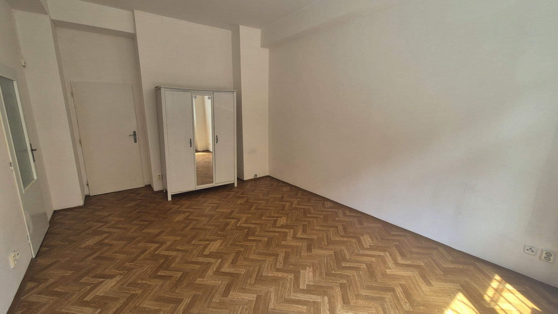 1 bedroom with open-plan kitchen flat to rent, 47 m², Sokolovská, Prague, Prague 1 bedroom with open-plan kitchen flat to rent, 47 m², Sokolovská, Prague, Prague