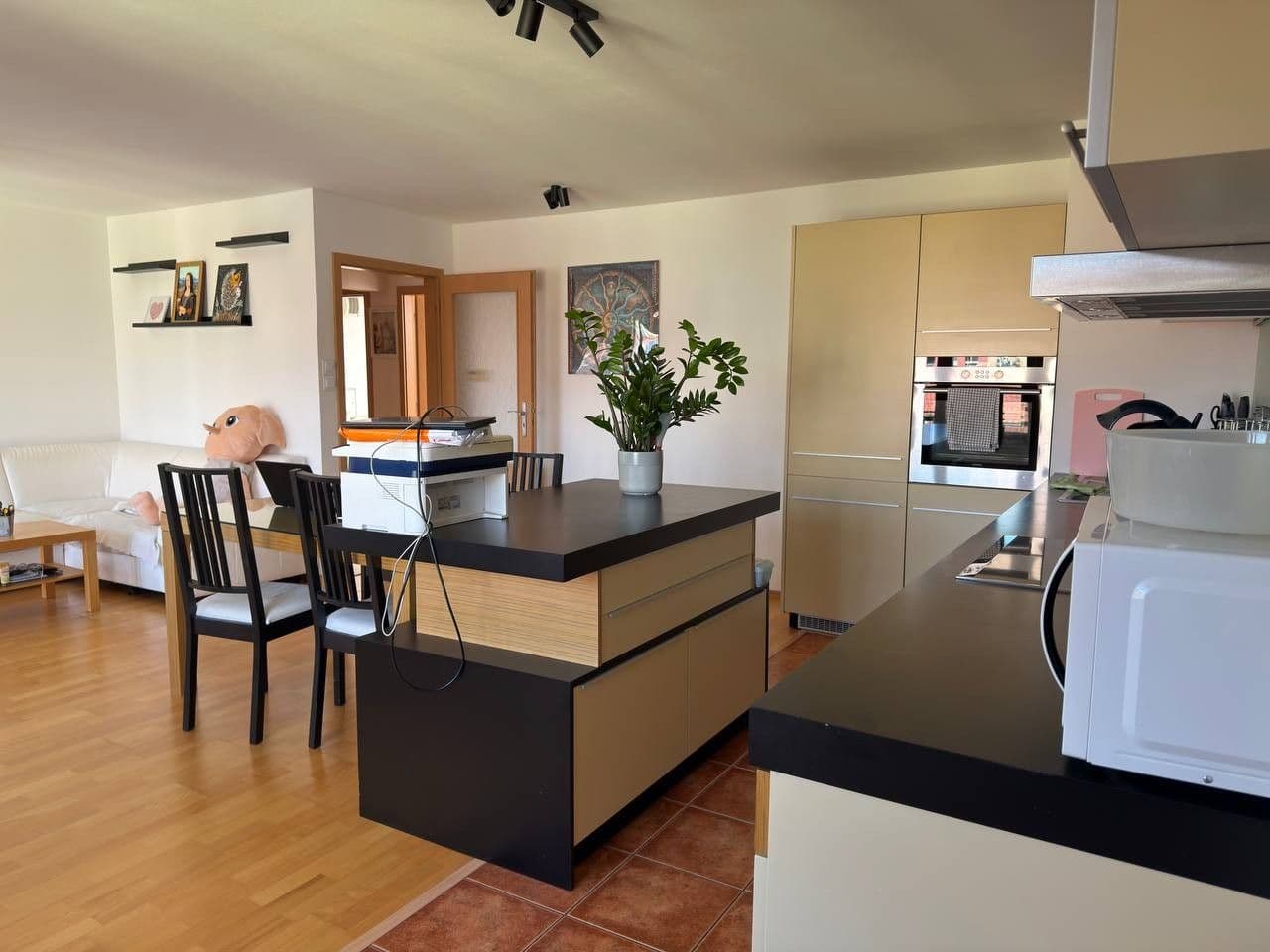 1 bedroom with open-plan kitchen flat to rent, 68 m², Petrohradská, Prague, Prague 1 bedroom with open-plan kitchen flat to rent, 68 m², Petrohradská, Prague, Prague