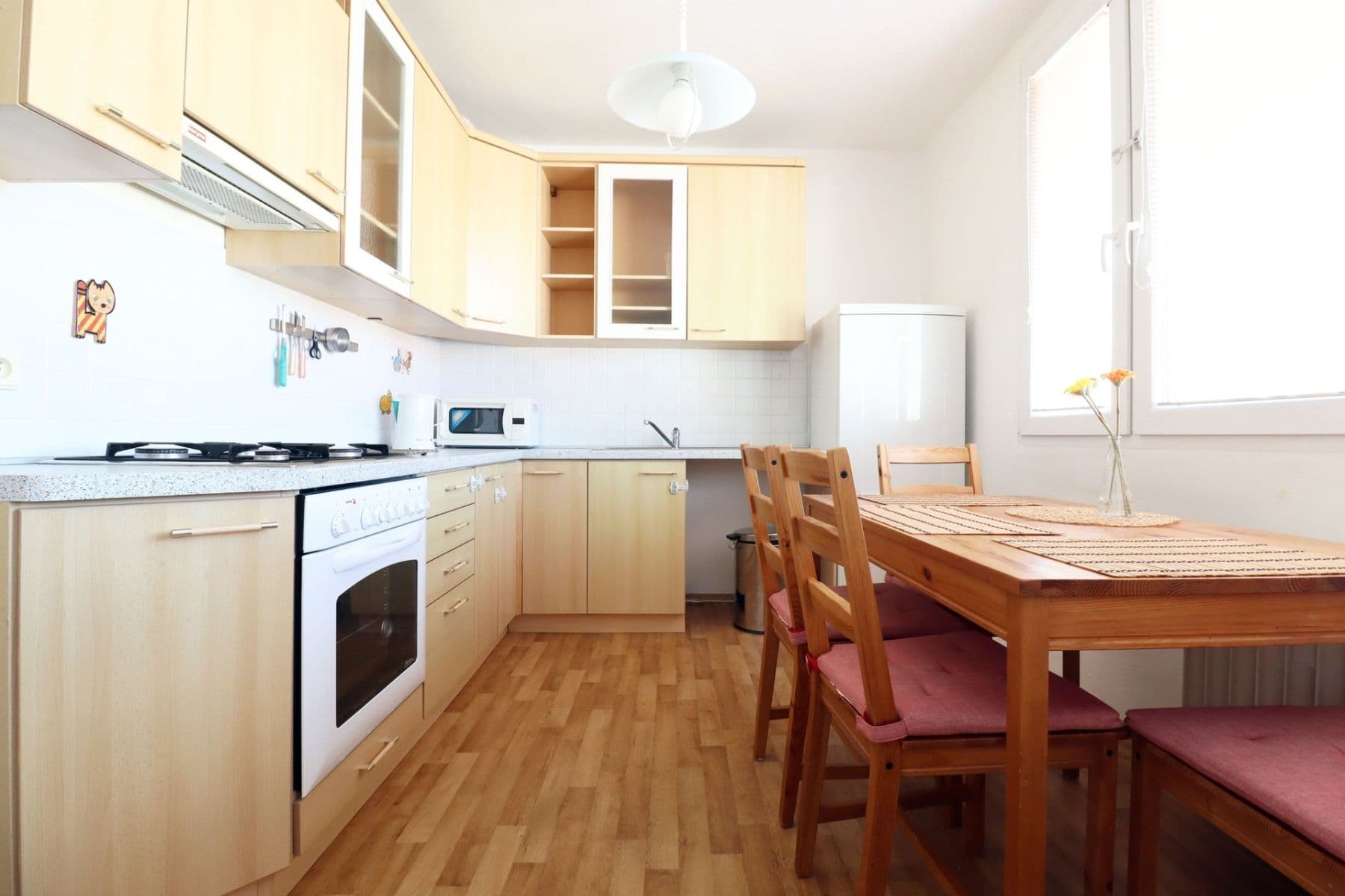3 bedroom flat to rent, 77 m², Na Topolce, Prague, Prague 3 bedroom flat to rent, 77 m², Na Topolce, Prague, Prague