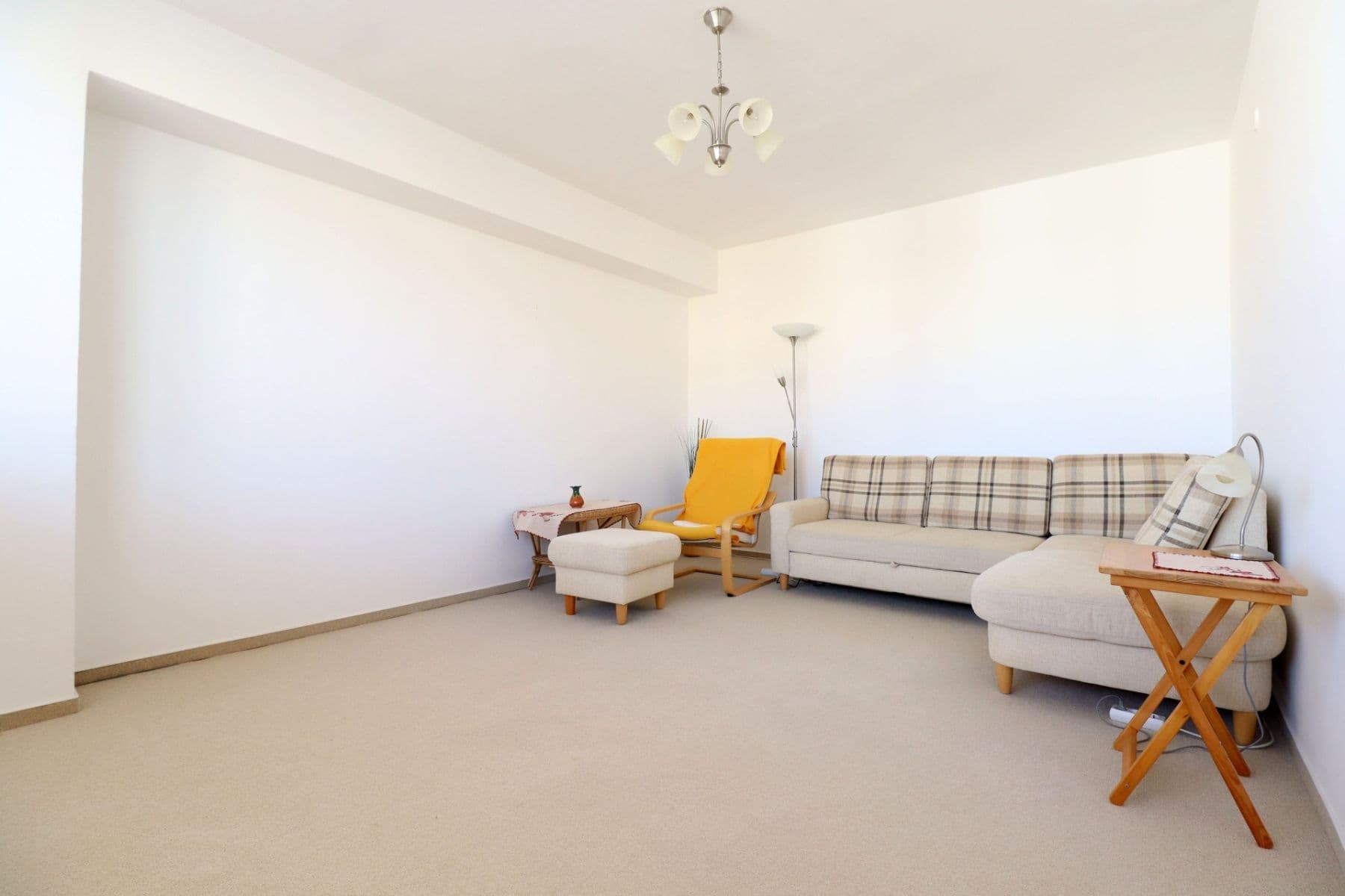 3 bedroom flat to rent, 77 m², Na Topolce, Prague, Prague 3 bedroom flat to rent, 77 m², Na Topolce, Prague, Prague