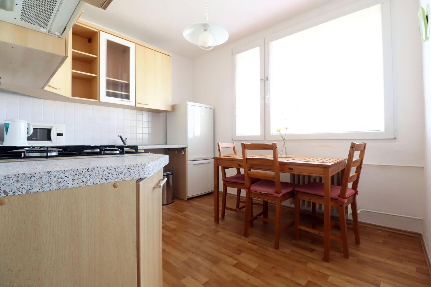 3 bedroom flat to rent, 77 m², Na Topolce, Prague, Prague 3 bedroom flat to rent, 77 m², Na Topolce, Prague, Prague