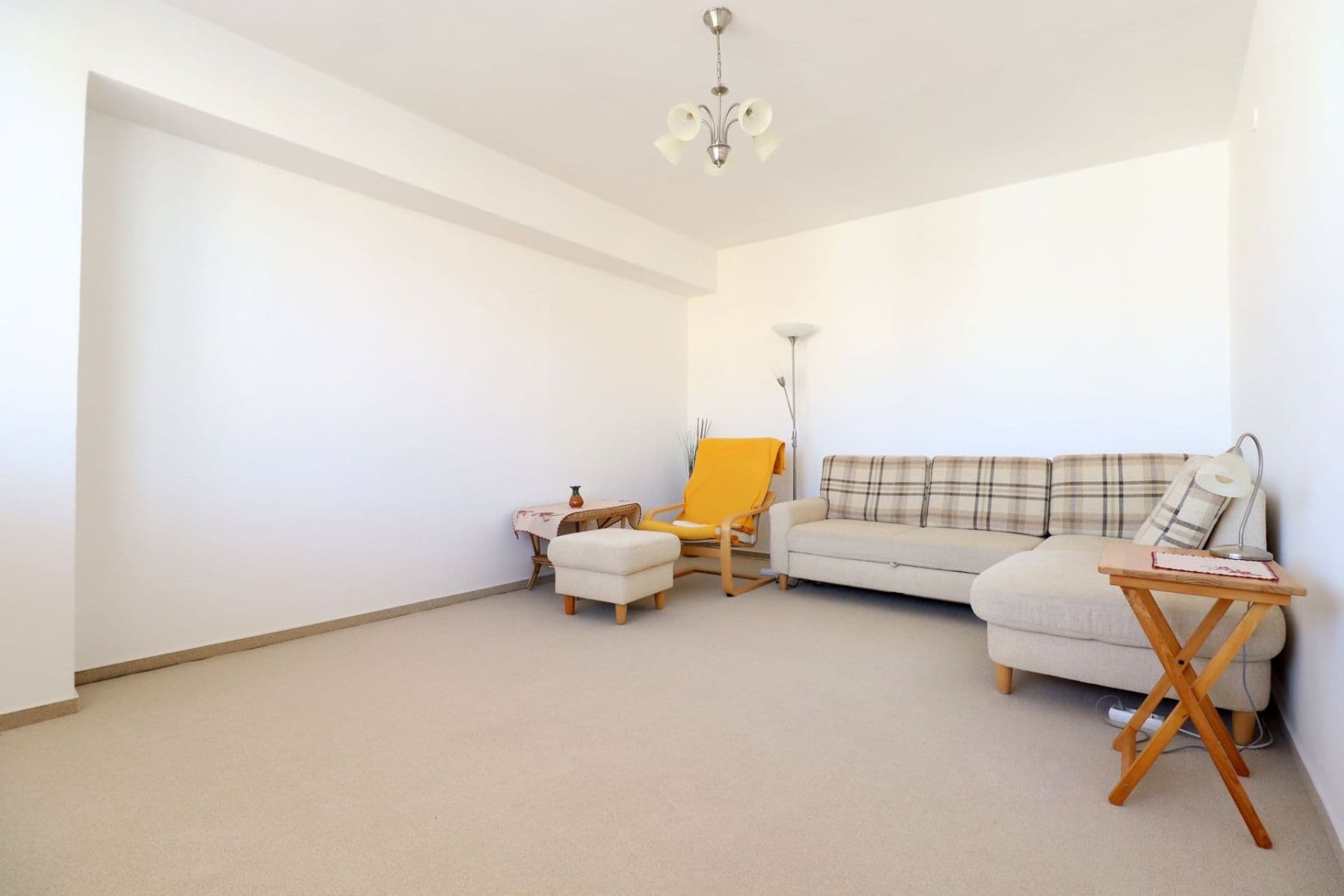 3 bedroom flat to rent, 77 m², Na Topolce, Prague, Prague 3 bedroom flat to rent, 77 m², Na Topolce, Prague, Prague