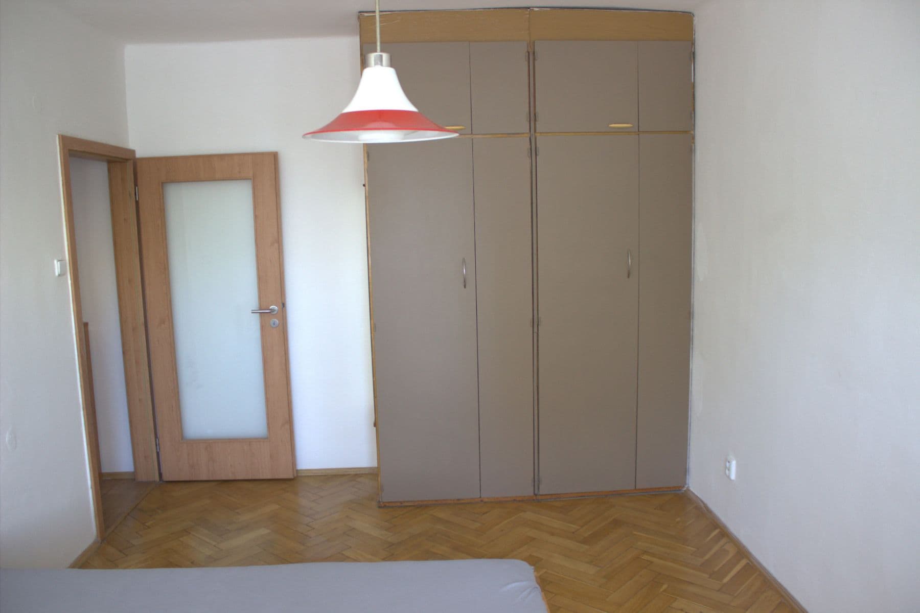 1 bedroom with open-plan kitchen flat to rent, 52 m², Jihlavská, Prague, Prague 1 bedroom with open-plan kitchen flat to rent, 52 m², Jihlavská, Prague, Prague
