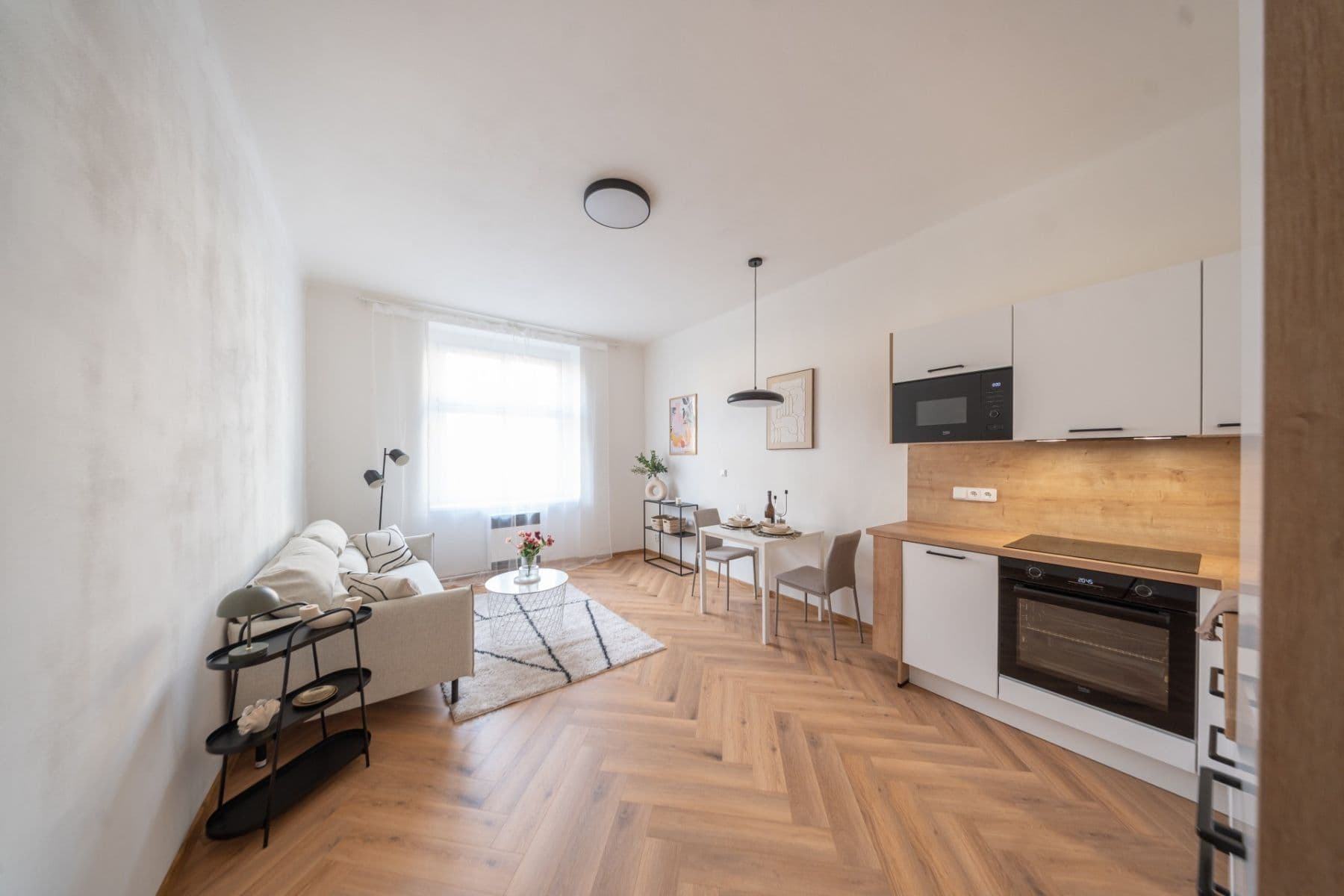 1 bedroom with open-plan kitchen flat to rent, 50 m², Jaromírova, Prague, Prague 1 bedroom with open-plan kitchen flat to rent, 50 m², Jaromírova, Prague, Prague