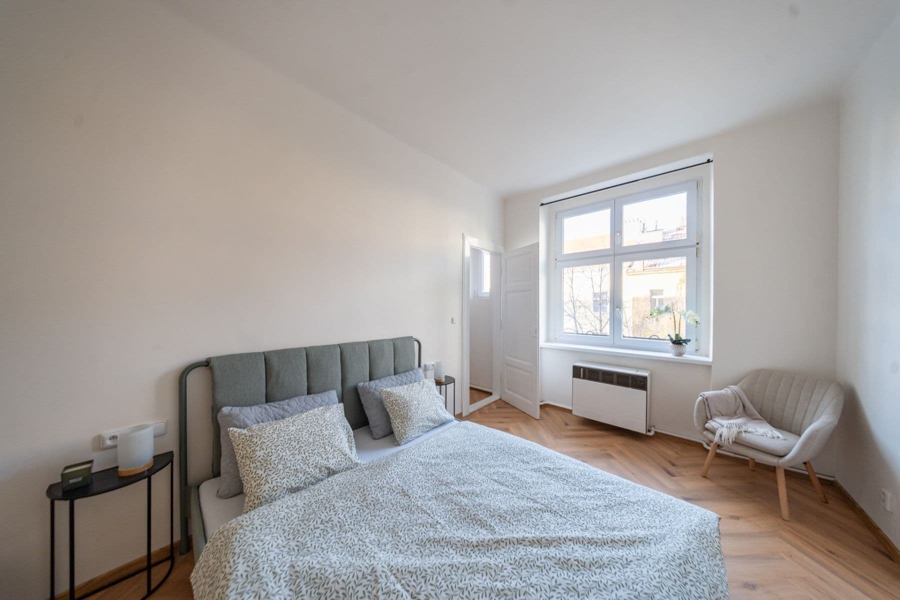 1 bedroom with open-plan kitchen flat to rent, 50 m², Jaromírova, Prague, Prague 1 bedroom with open-plan kitchen flat to rent, 50 m², Jaromírova, Prague, Prague