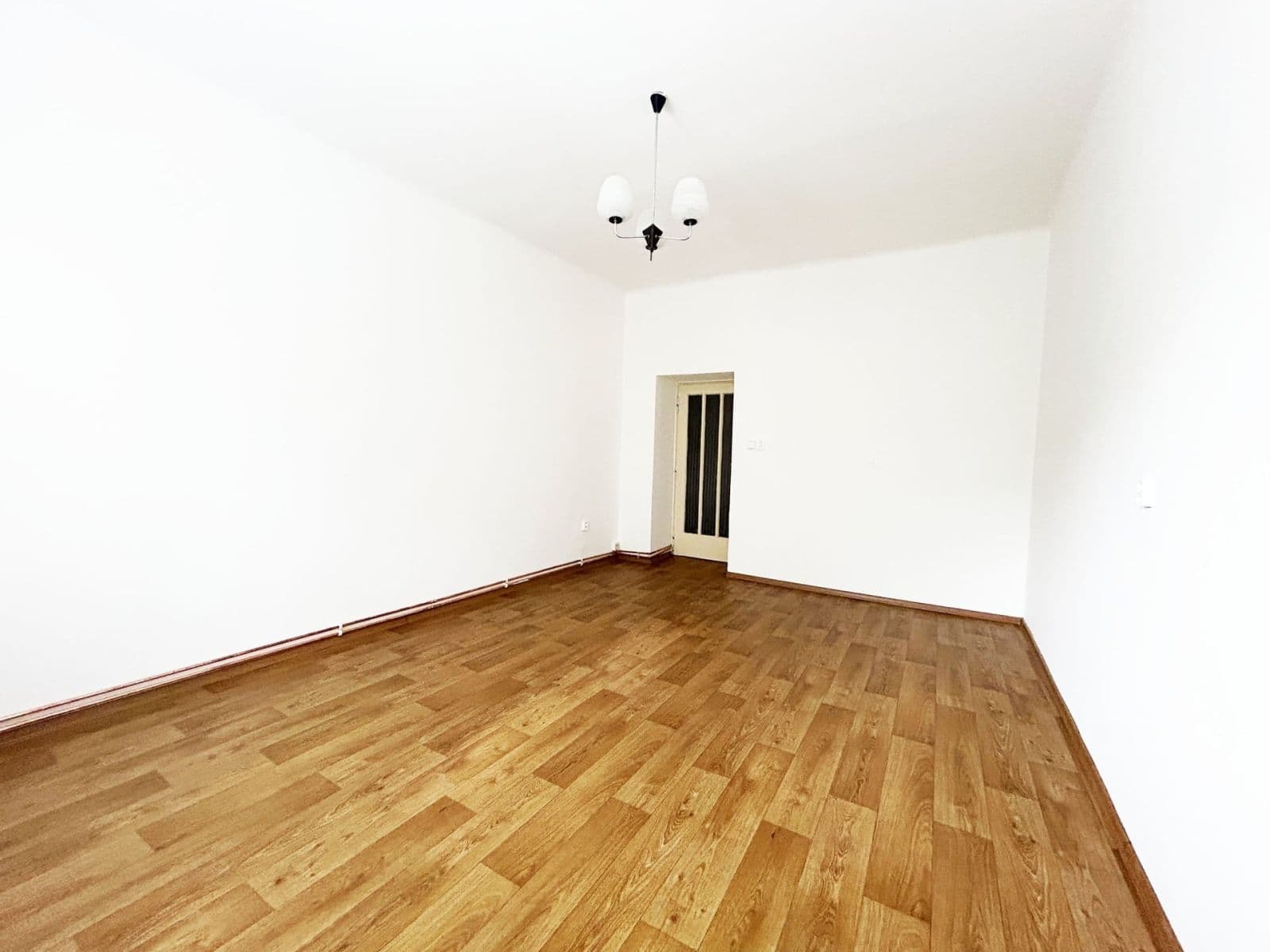 1 bedroom with open-plan kitchen flat to rent, 50 m², Vlastislavova, Prague, Prague 1 bedroom with open-plan kitchen flat to rent, 50 m², Vlastislavova, Prague, Prague