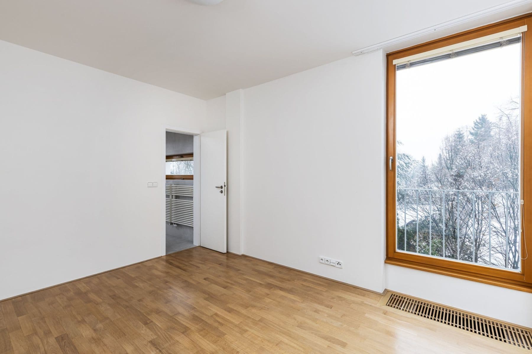 2 bedroom with open-plan kitchen flat to rent, 95 m², Na Bučance, Prague, Prague 2 bedroom with open-plan kitchen flat to rent, 95 m², Na Bučance, Prague, Prague