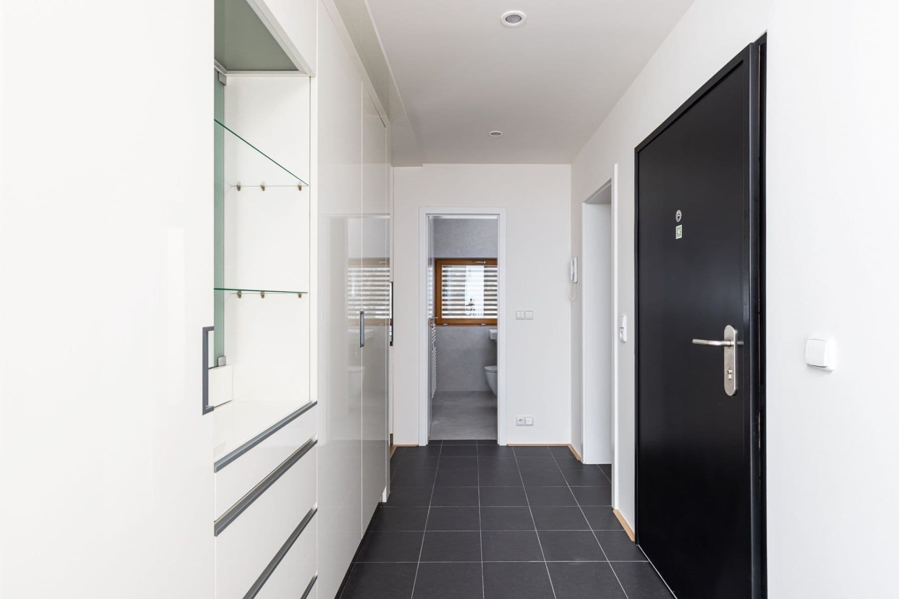 2 bedroom with open-plan kitchen flat to rent, 95 m², Na Bučance, Prague, Prague 2 bedroom with open-plan kitchen flat to rent, 95 m², Na Bučance, Prague, Prague