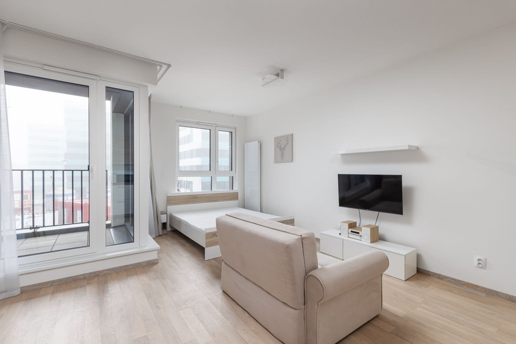 Studio flat to rent, 40 m², Olgy Havlové, Prague, Prague Studio flat to rent, 40 m², Olgy Havlové, Prague, Prague