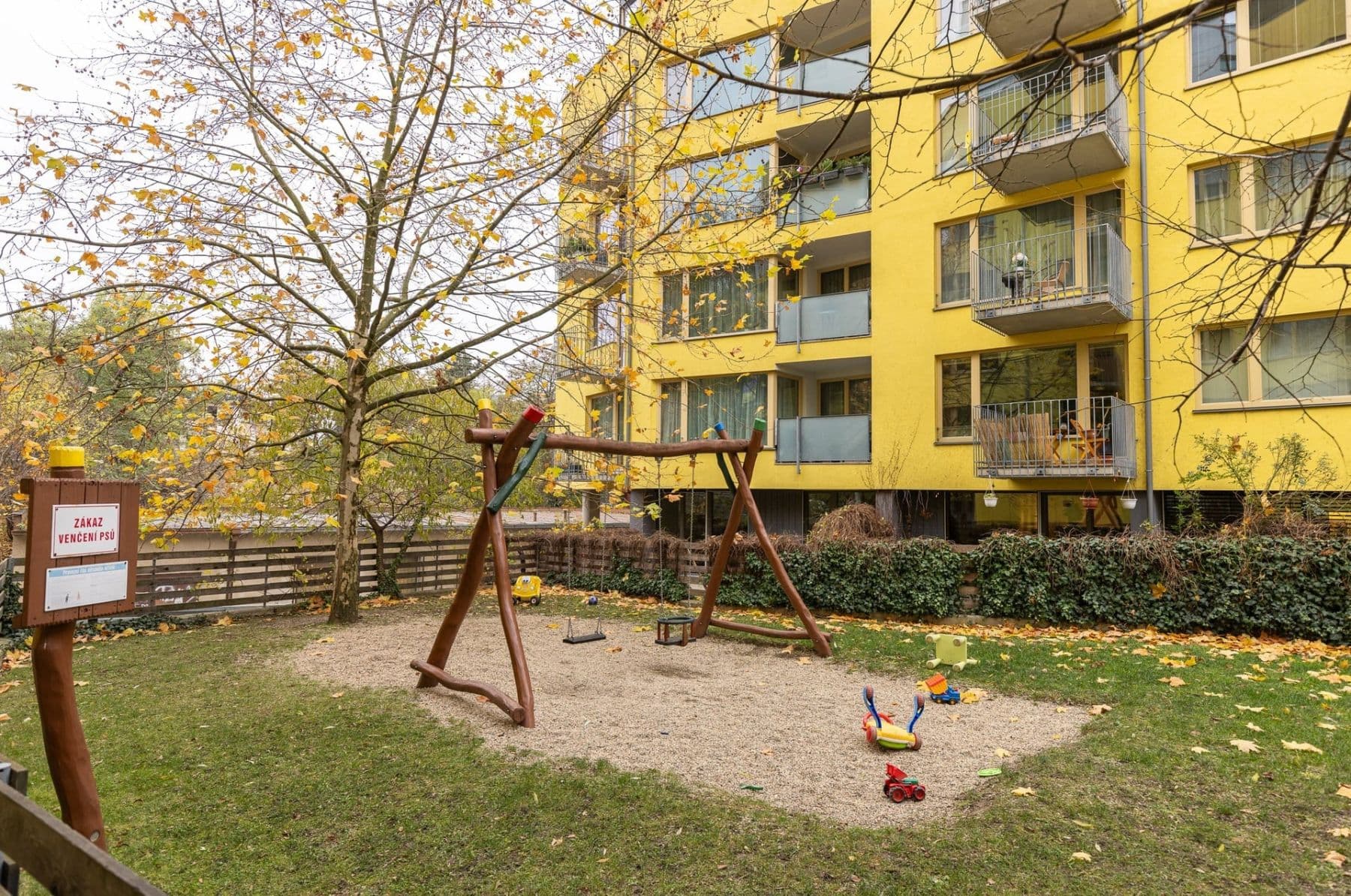 3 bedroom with open-plan kitchen flat to rent, 117 m², Jeseniova, Prague, Prague 3 bedroom with open-plan kitchen flat to rent, 117 m², Jeseniova, Prague, Prague