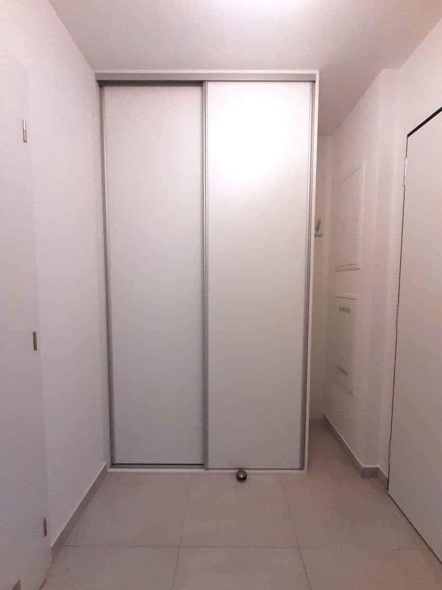 Studio flat to rent, 32 m², Práčská, Prague, Prague Studio flat to rent, 32 m², Práčská, Prague, Prague