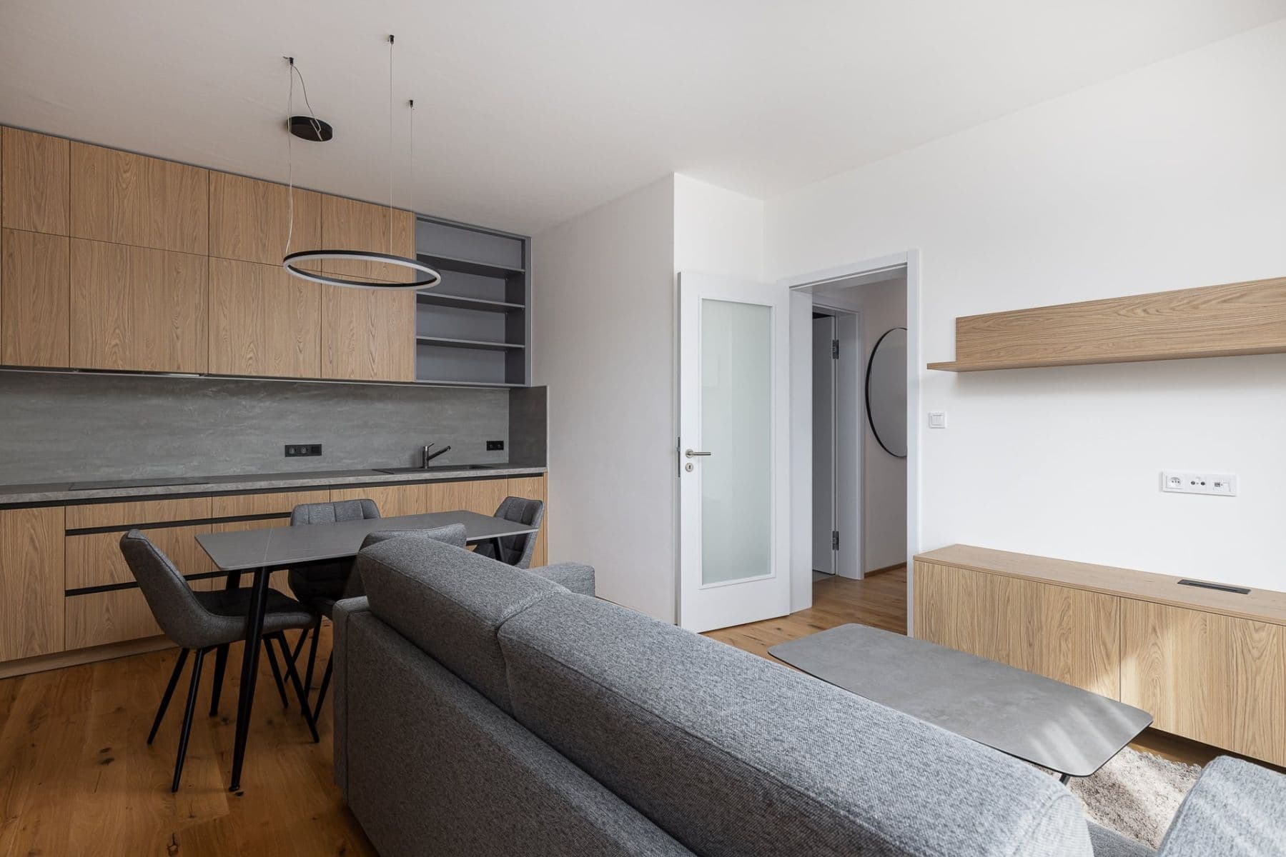 1 bedroom with open-plan kitchen flat to rent, 58 m², Mužíkova, Prague, Prague 1 bedroom with open-plan kitchen flat to rent, 58 m², Mužíkova, Prague, Prague