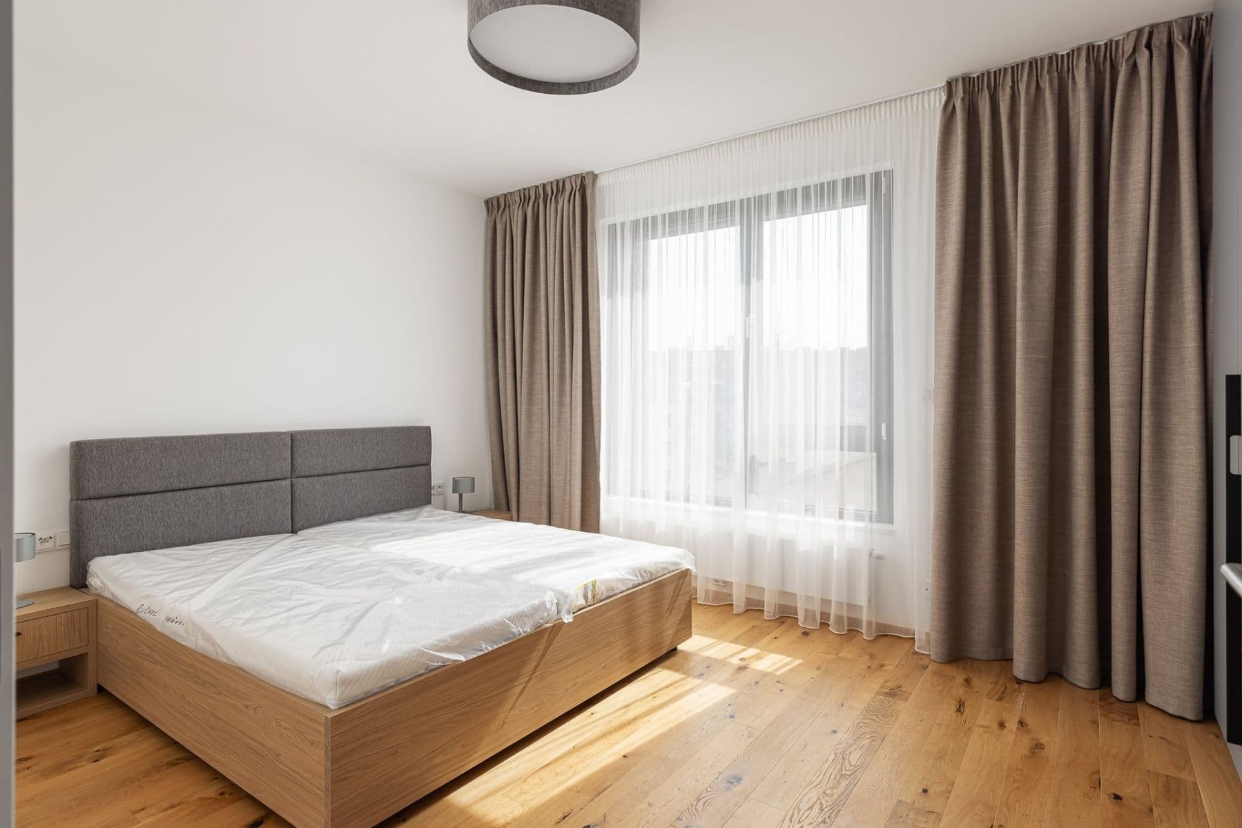 1 bedroom with open-plan kitchen flat to rent, 66 m², Mužíkova, Prague, Prague 1 bedroom with open-plan kitchen flat to rent, 66 m², Mužíkova, Prague, Prague