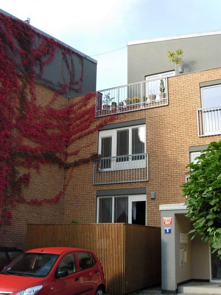 1 bedroom with open-plan kitchen flat to rent, 61 m², Karla Zicha, Prague, Prague 1 bedroom with open-plan kitchen flat to rent, 61 m², Karla Zicha, Prague, Prague