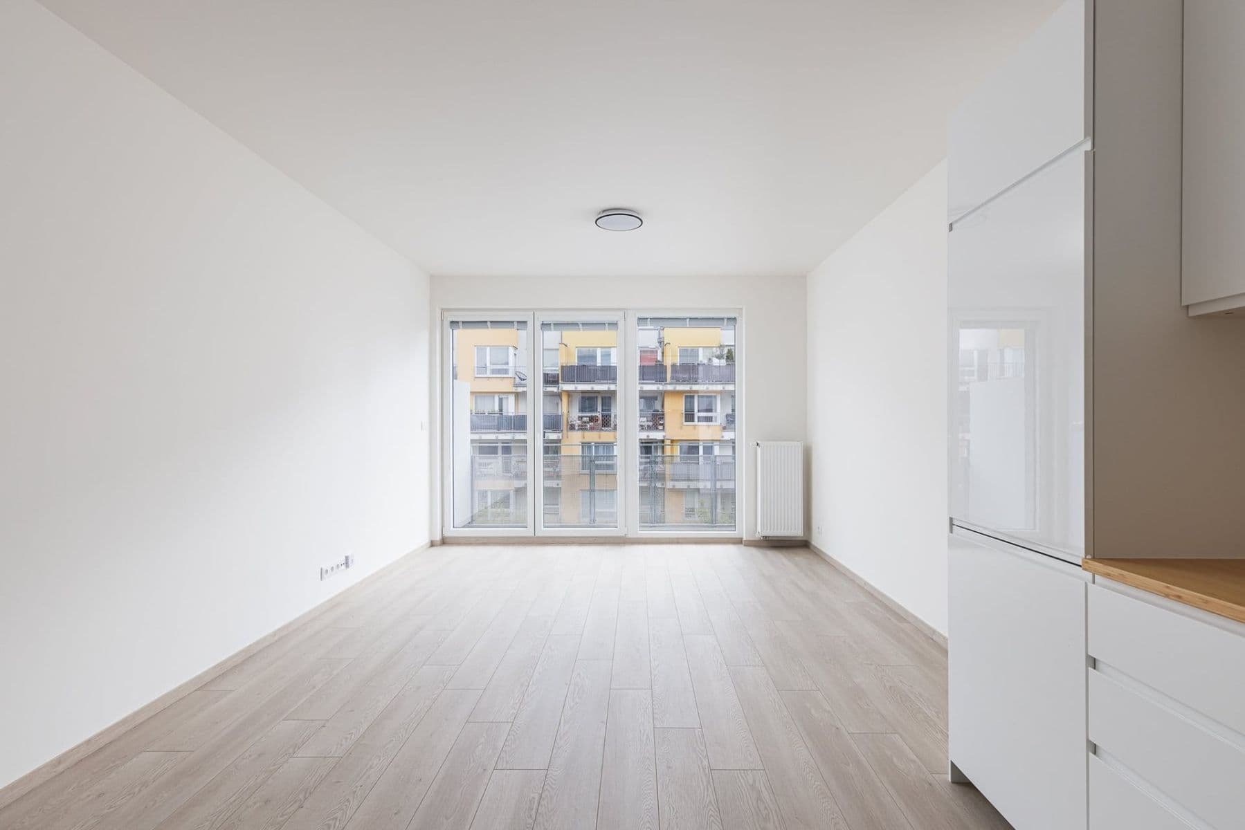 Studio flat to rent, 38 m², Gerstelova, Prague, Prague Studio flat to rent, 38 m², Gerstelova, Prague, Prague