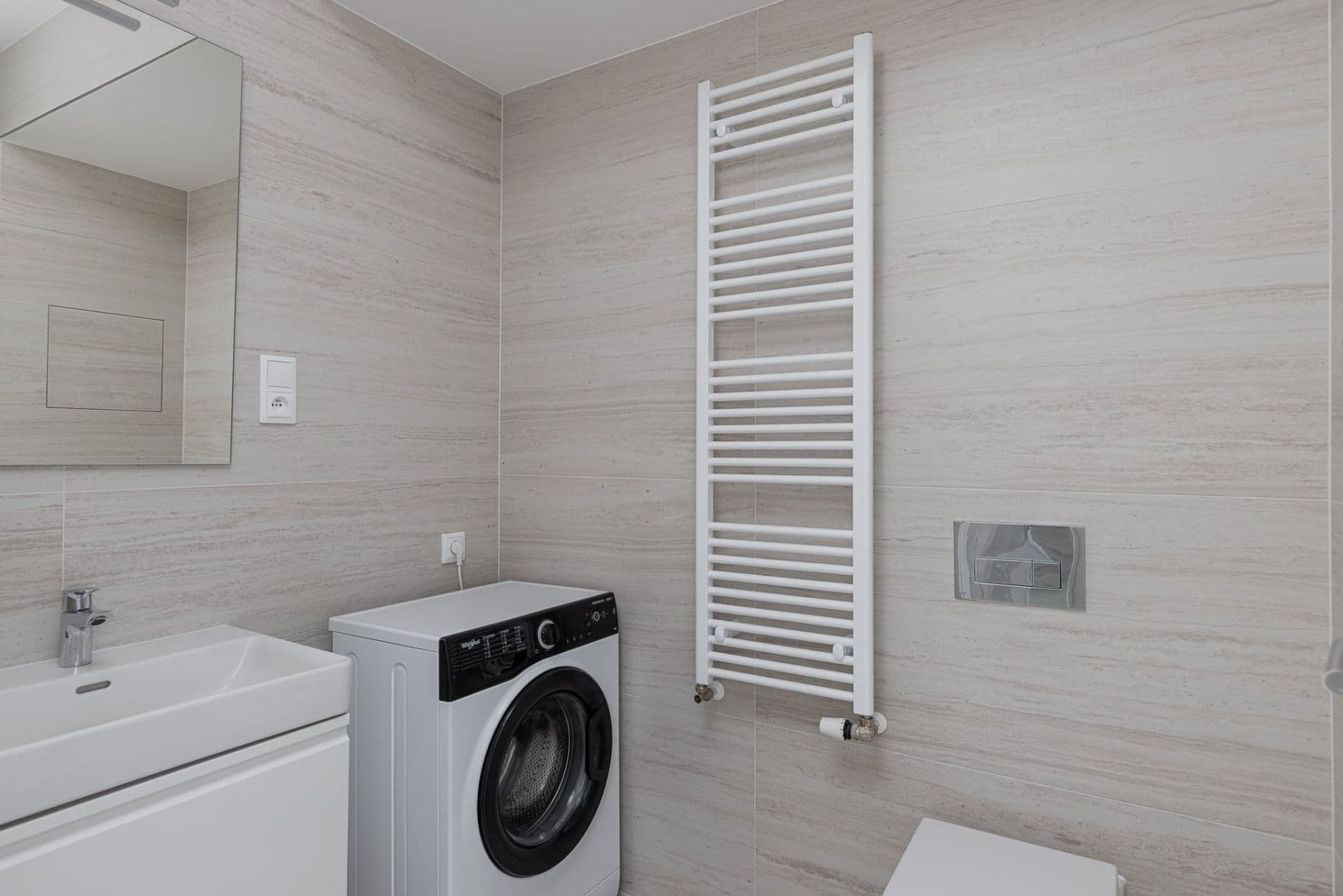 Studio flat to rent, 38 m², Gerstelova, Prague, Prague Studio flat to rent, 38 m², Gerstelova, Prague, Prague