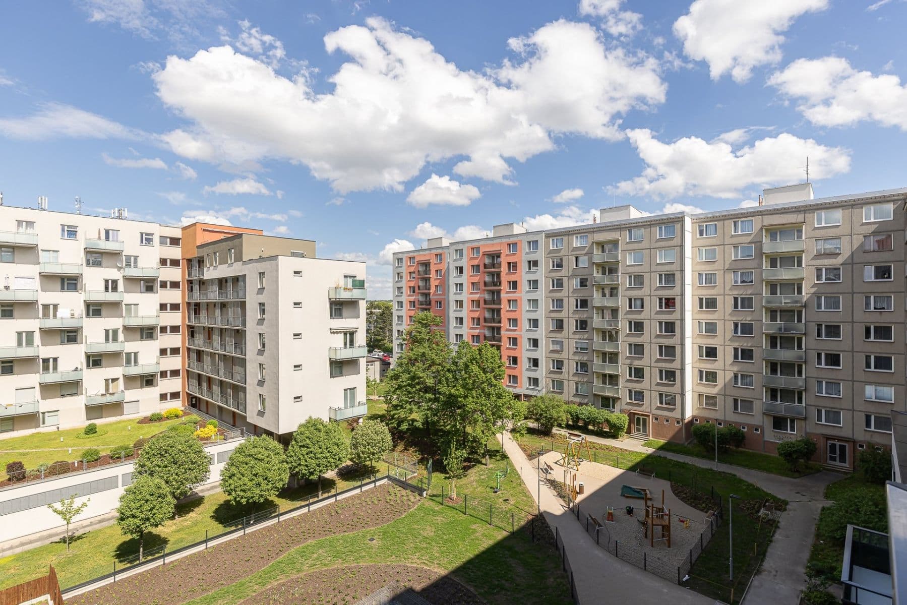 1 bedroom with open-plan kitchen flat to rent, 47 m², Hodkovická, Prague, Prague 1 bedroom with open-plan kitchen flat to rent, 47 m², Hodkovická, Prague, Prague