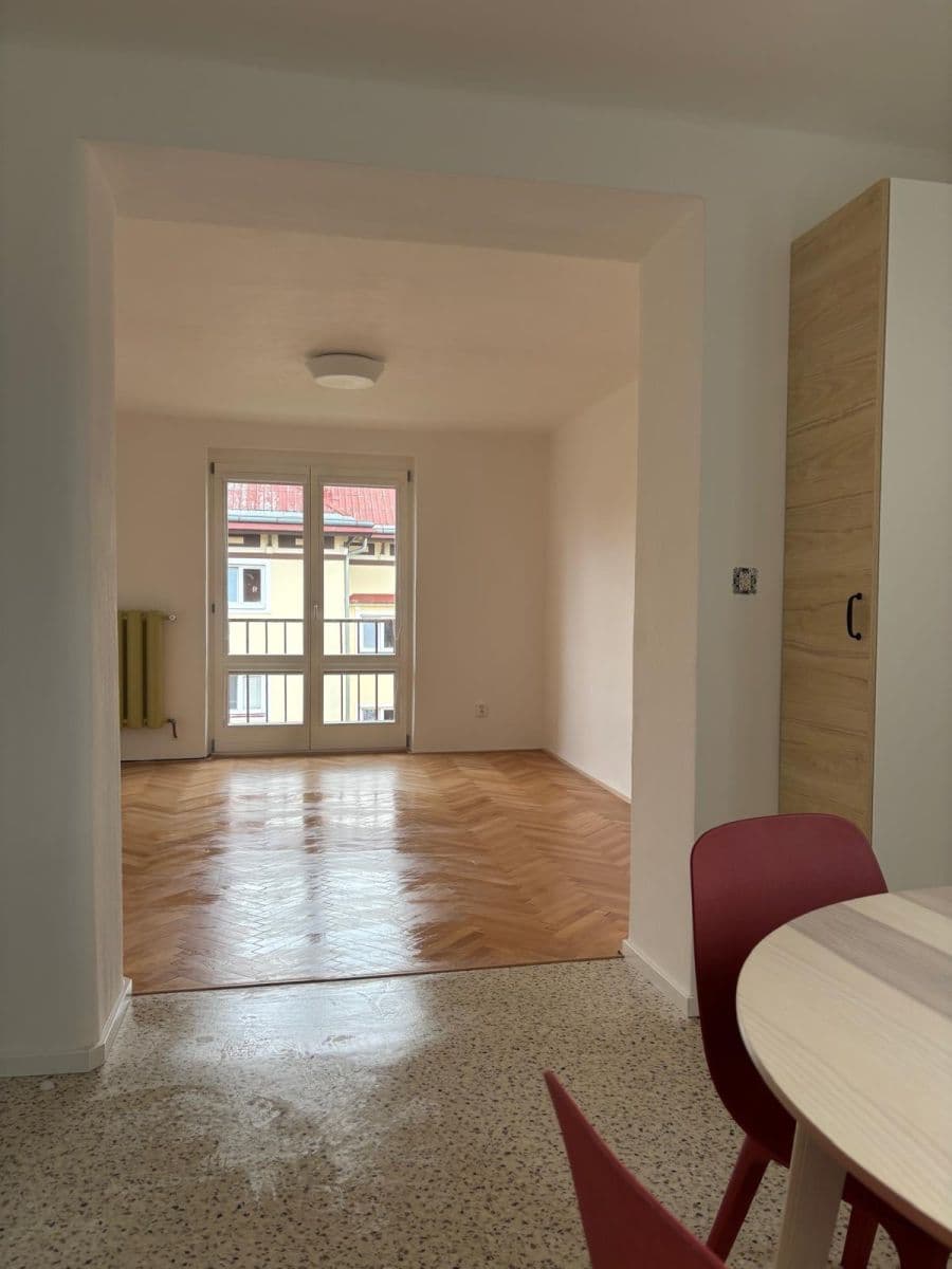 2 bedroom flat to rent, 50 m², Jiřího Wolkera, Rožnov pod Radhoštěm, Zlínský Region 2 bedroom flat to rent, 50 m², Jiřího Wolkera, Rožnov pod Radhoštěm, Zlínský Region